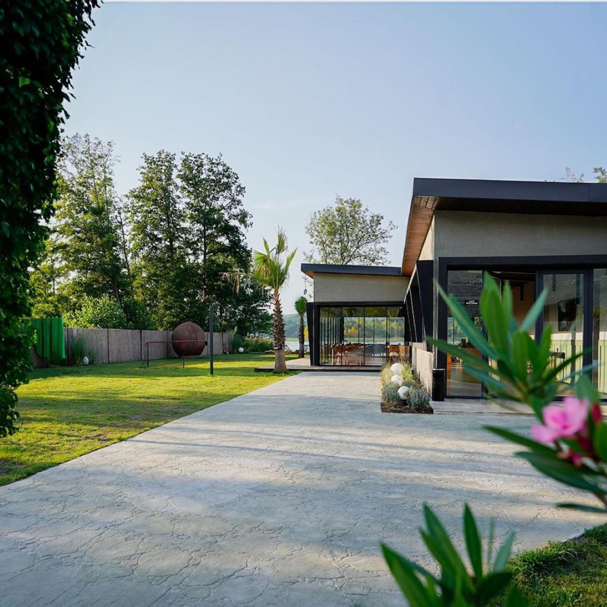Vital Goel Sapanca Oezel Havuzlu Bungalov & Villa ภายนอก รูปภาพ